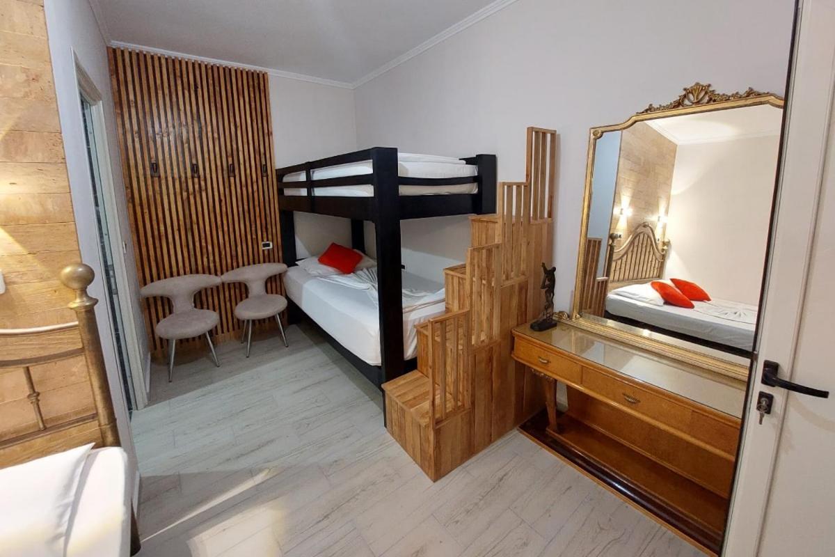 Villa Heljos Apartaments Vlorë Extérieur photo