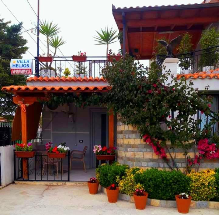 Villa Heljos Apartaments Vlorë Extérieur photo
