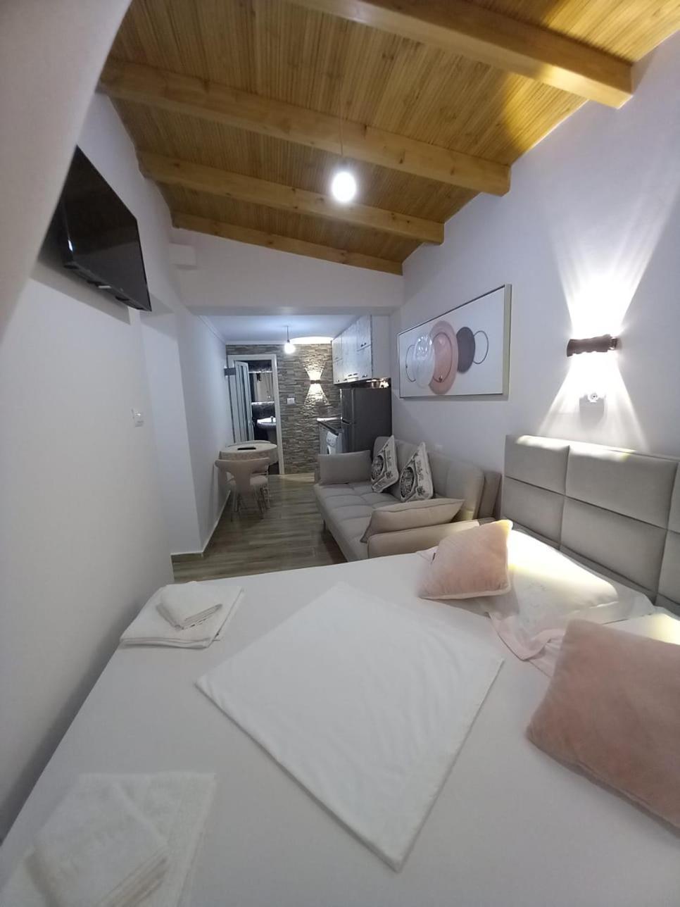 Villa Heljos Apartaments Vlorë Extérieur photo