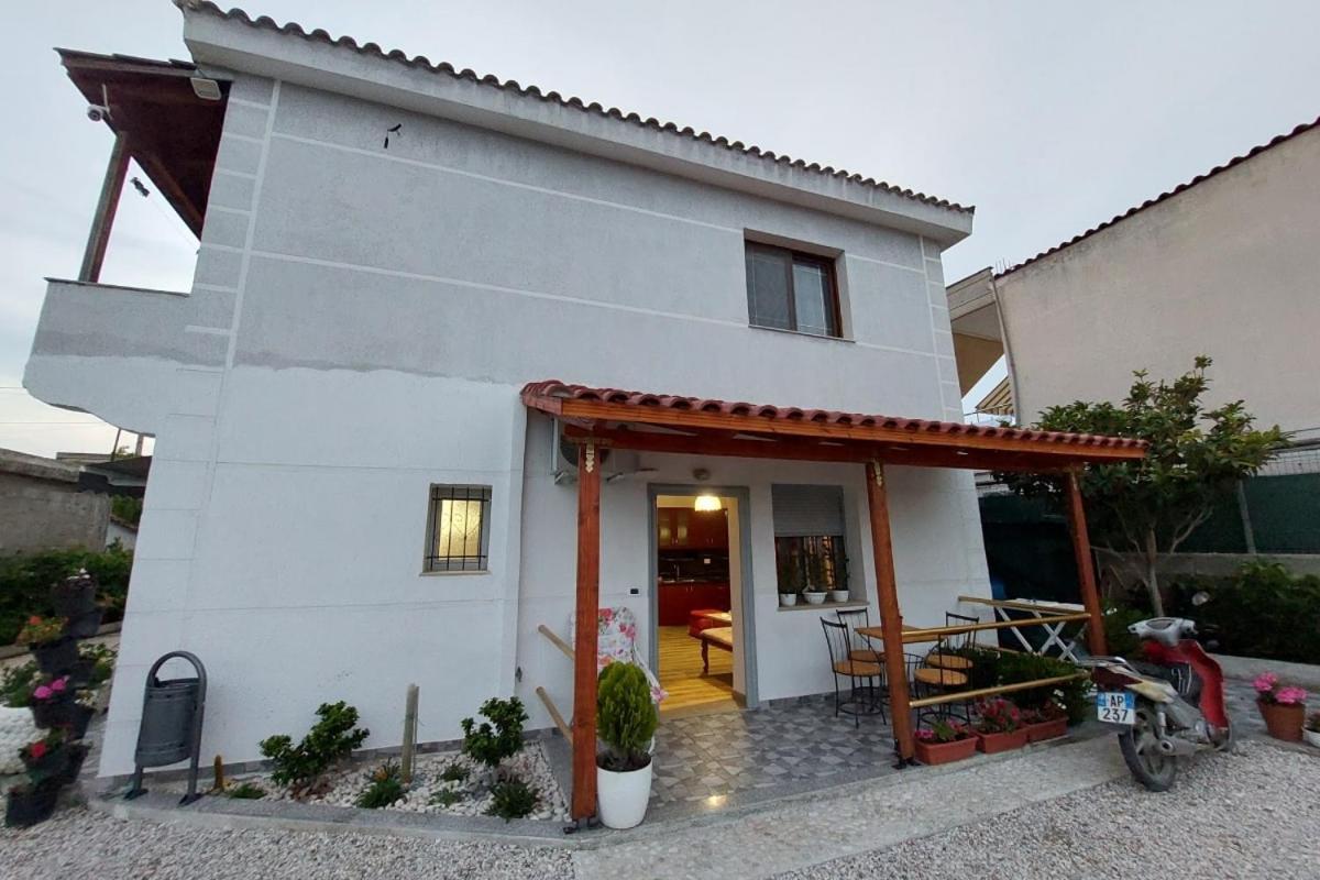 Villa Heljos Apartaments Vlorë Chambre photo