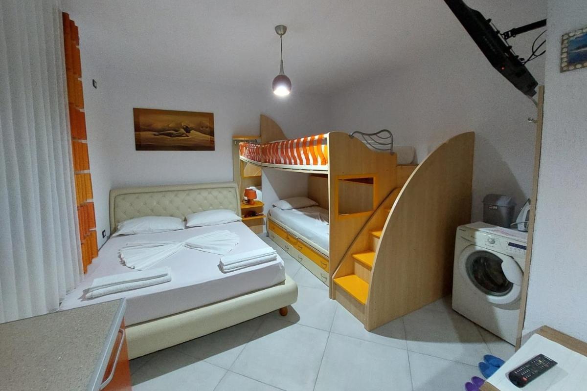 Villa Heljos Apartaments Vlorë Chambre photo