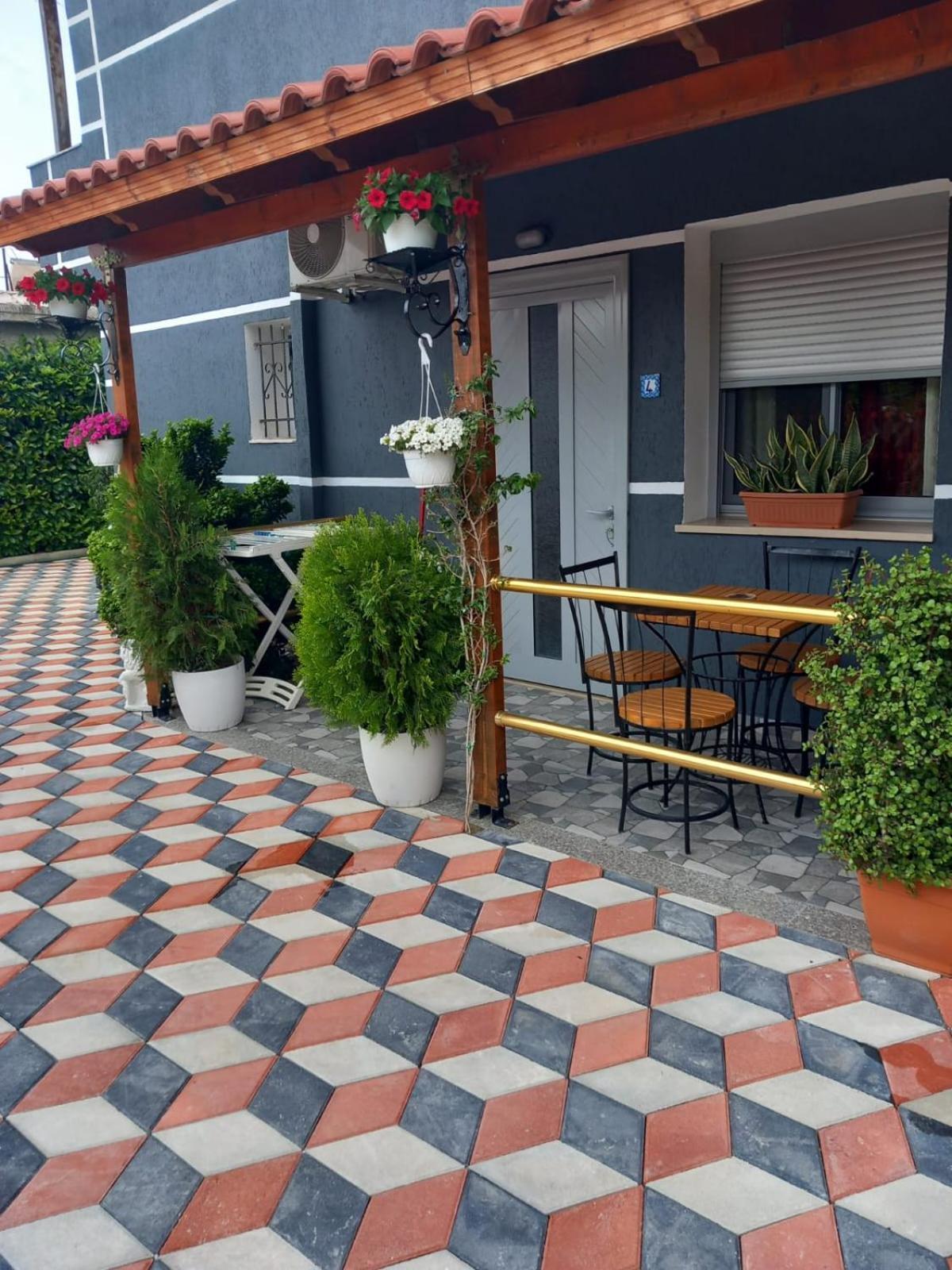Villa Heljos Apartaments Vlorë Extérieur photo